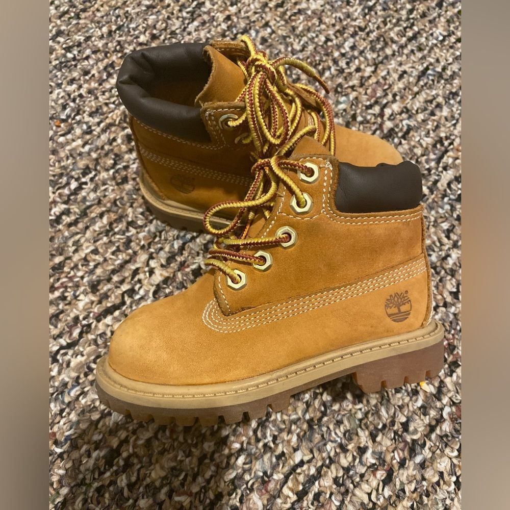 Timberland Toddler Size 7.5 Wheat Waterproof Nubuck Premium 6 Inch Lace Up